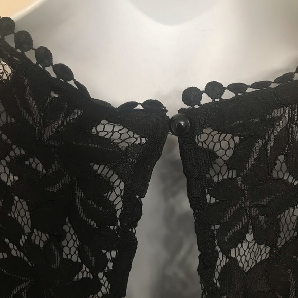 Saints + Secrets brocade sleeve lace ruffle dress - Picture 6 of 15